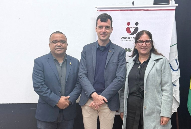 Presidente da Câmara e secretária de Educação participam de reunião do UniFronteiras na UFGD