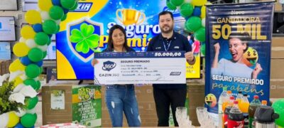 Moradora de Caracol recebe prêmio de R$ 50 mil do Seguro Premiado Gazin em Bela Vista