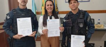 Vereadora Meire Leite apresenta Moção de Ato de Bravura a policiais militares por evitarem incêndio em escola de Caracol