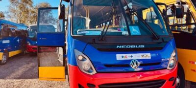 Dignidade Sobre Rodas: Antônio João Conquista Ônibus Zero Quilômetro e Consolida Modelo de Excelência no Transporte da Saúde