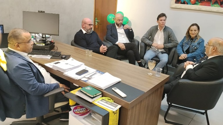Câmara de Ponta Porã recebe visita do novo cônsul do Brasil em Pedro Juan Caballero