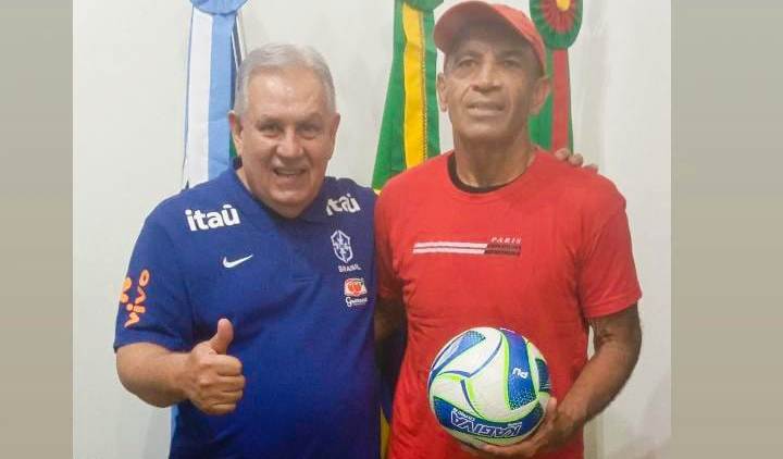 Parceria com a FFMS – Federação de Futebol de MS já distribuiu mais de 50 bolas de futebol em Bela Vista.