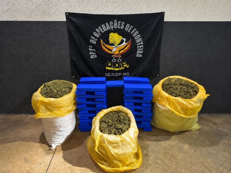 DOF prende dupla com maconha e skunk após perseguição em Tacuru