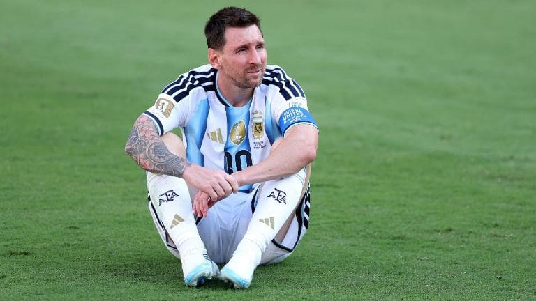Jornal inglês critica Messi após derrota na final da Copa