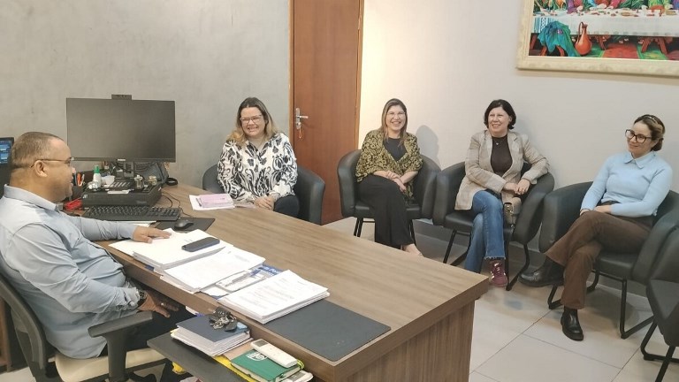Câmara de Ponta Porã adere à Rede de Enfrentamento à Violência contra a Mulher e reforça ações no município