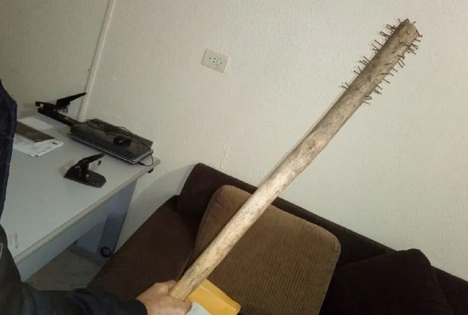 Mulher é agredida com golpes de martelo na cabeça ao pedir para o marido matar um porco em MS