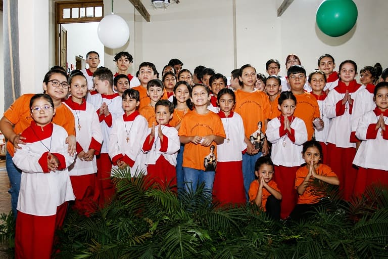 44 novos acólitos recebem bênção durante missa especial em Bela Vista