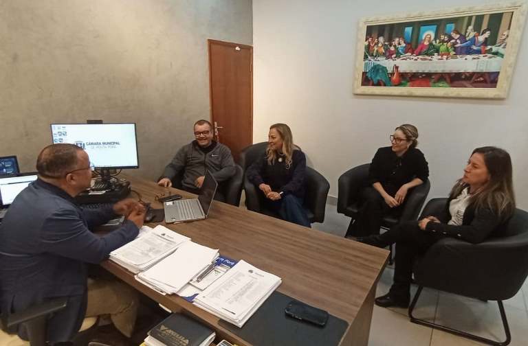  Câmara Municipal: Sala Rosa reforça rede de combate à violência contra a mulher em Ponta Porã