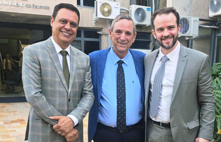 Ministro da Fazenda recebe proposta para adesão de MS à TV 3.0
