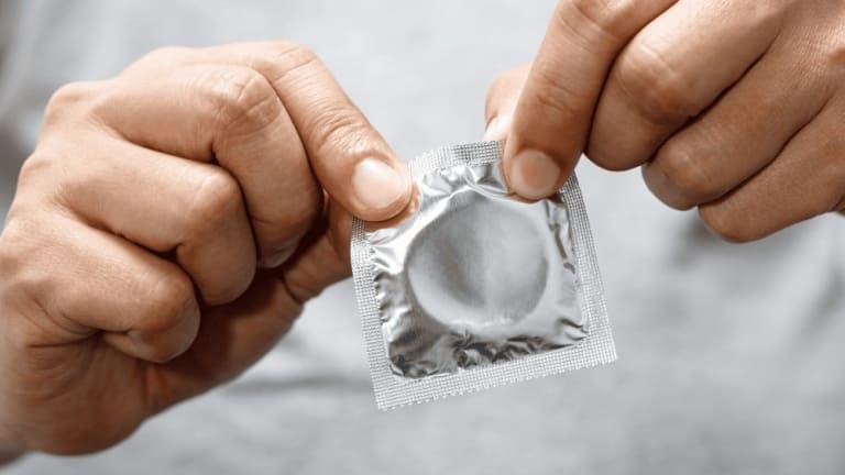 Aumento de infecções por HIV acende alerta para a prevenção