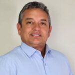 Prefeito é cassado por não responder requerimentos
