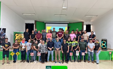 Antônio João Promove Palestra Especial Sobre Segurança no Trânsito com Conselheiro do CETRAN-MS