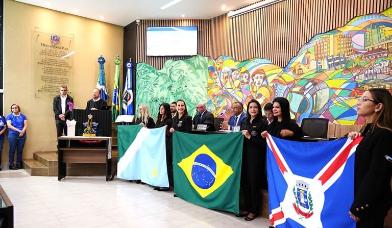 Câmara Municipal de Ponta Porã recebe imagem de Nossa Senhora Aparecida