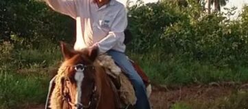 Godofredo passou 54 anos tocando boiada e tem história para contar