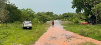 Chuvas intensas: Rio Apa transborda em Bela Vista e equipes de emergência atuam no resgate de famílias ribeirinhas