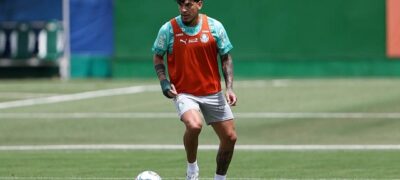Gómez destaca fome por títulos do Palmeiras antes de semifinal contra o Fluminense