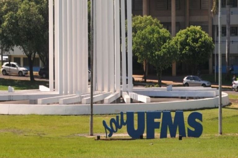UFMS lança 154 vagas em concurso de técnicos em educação